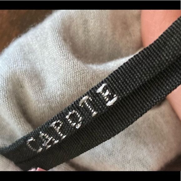 Capote Black & Gray Sweater Large - Picture 4 of 4